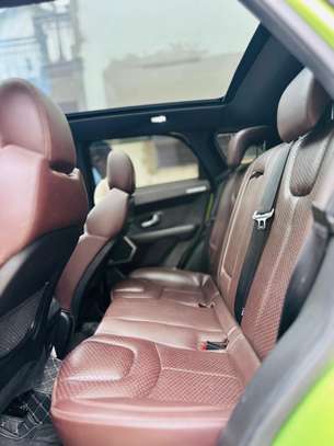 Range évoque année 2017 image 7