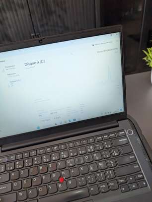 Lenovo e14 / i5 12th gen / 512gb / 16gb ram / ordinateur image 3