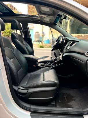 HYUNDAI TUCSON Année :2017 image 8