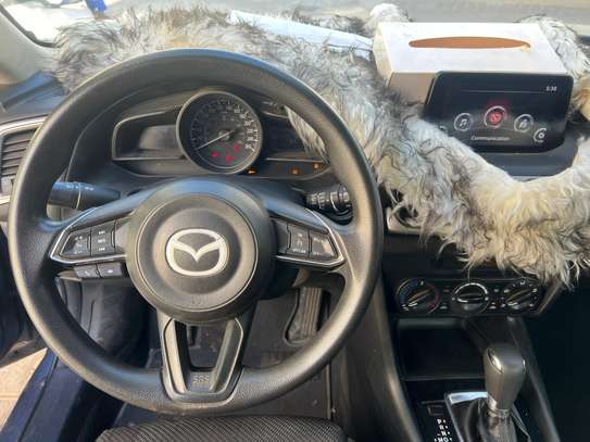 Mazda 3 année 2018 image 9