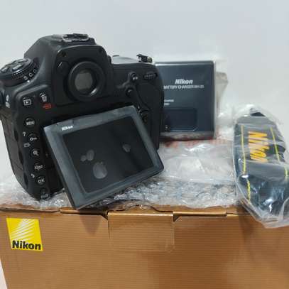 Nikon D850 Neuf image 3