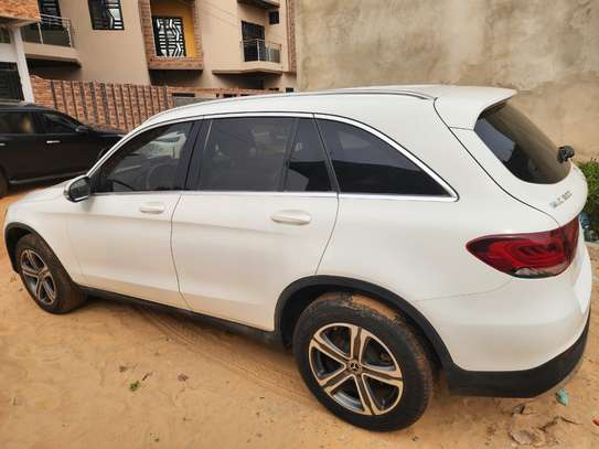Mercedes benz GLC300 image 4