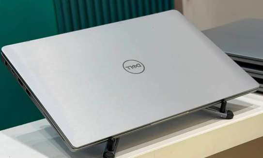 Dell Latitude 7400 – Intel Core i5 8ᵉ Génération image 4