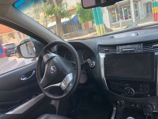 Nissan Navara pickup 2016 image 2