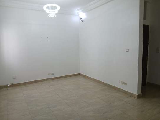 Un. Appartement f3 à louer – Ngor image 3