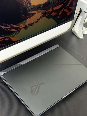 Asus ROG Strix G814F image 6