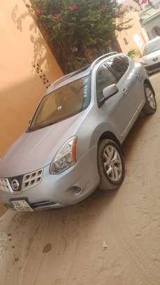 Nissan Rogue 4*4 image 4