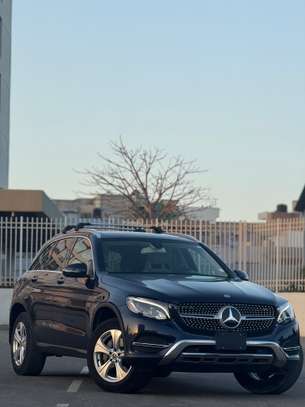 MERCEDES GLC 300 2018 image 2
