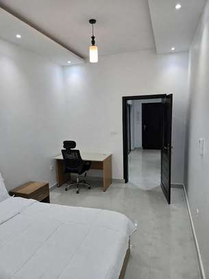 Logement entier : Appartement F3  à Ngor image 3