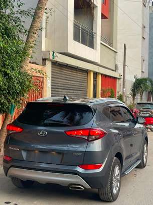 HYUNDAI TUCSON 2017 KIT 2018 image 4