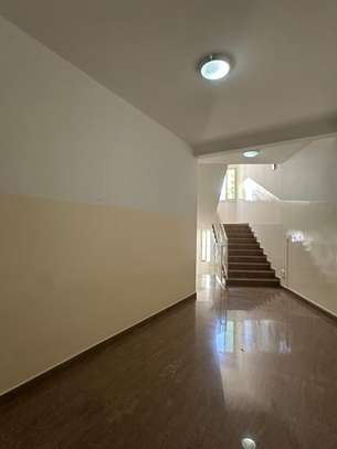 APPARTEMENT F4 A LOUER A NGOR image 13