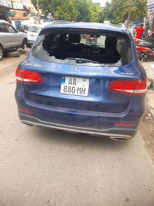 Vente et montage Pare-brise auto image 3