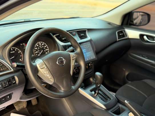 Nissan Sentra 2017 image 8