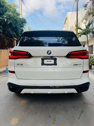 BMW X5 2022 image 3