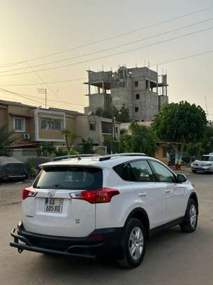 Toyota rav4 image 3