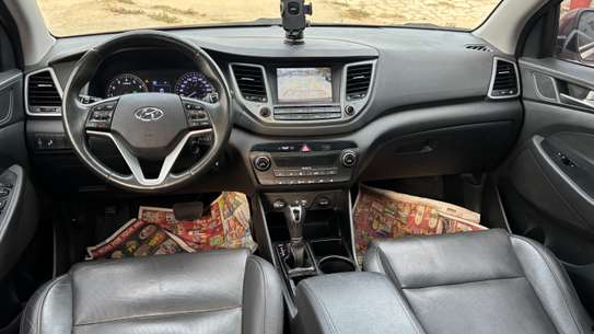 HYUNDAI TOUCSON VENAT image 10
