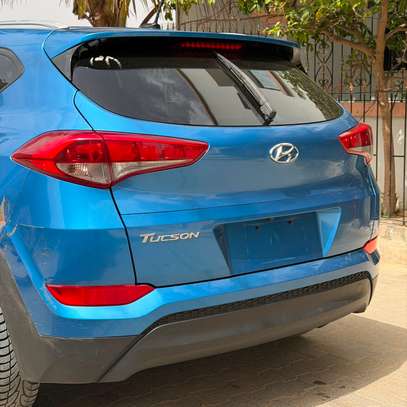 HYUNDAI TUCSON 2017 image 2