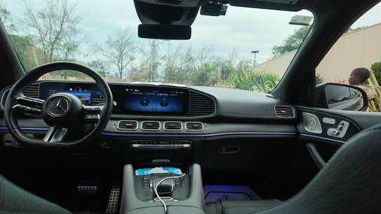 Mercedes Benz GLS 450 2026 image 4