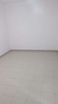 Appartement lumineux spacieux  F3 à louer à liberté 6 image 2