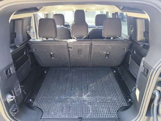 land rover defender diesel image 10