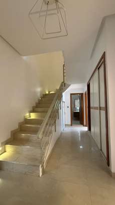 Duplex image 3