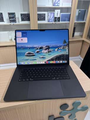 MacBook Pro 2026 16 Pouces - M5 Pro | 48GB RAM | 1 Téra image 3