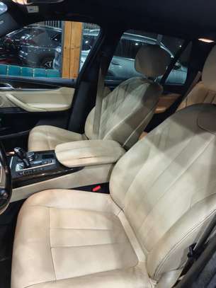 Je vend ma bmw x5 2017 7 places automatique essence image 6