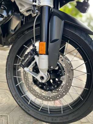 BMW GS 1250 triple black standard 2023 image 4