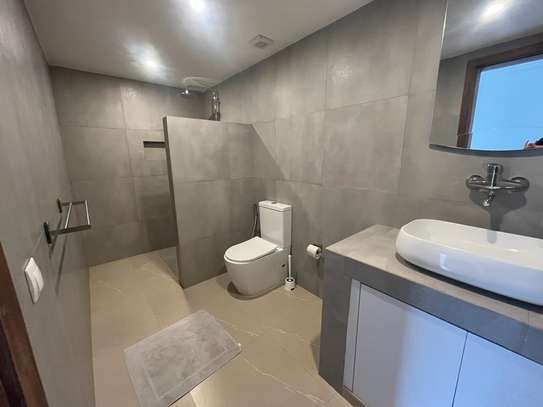 Appartement F3 neuf meublé à louer Ngaparou Drève des Belges image 8