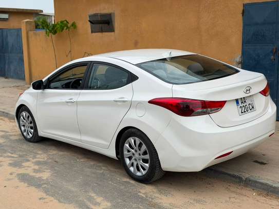 *HYUNDAI ELANTRA* Année : 2012 image 7