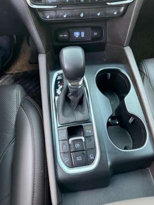 Hyundai Santafe 2019 image 8