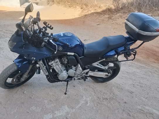 Yamaha fazer 1000 Année 2004 avec CMC image 2