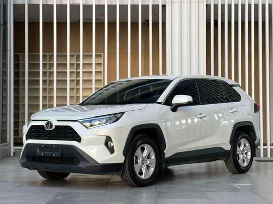 Toyota RAV4 2020 image 3