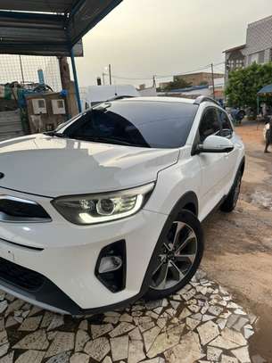 Kia Stonic SUV blanc image 5