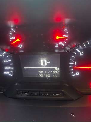 PEUGEOT PARTENER 2019 image 8