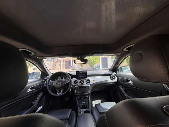 Mercedes GLA 250 image 8