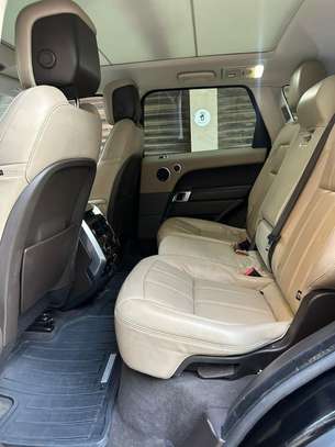 Ranger rover SHE année 2019 full options image 8