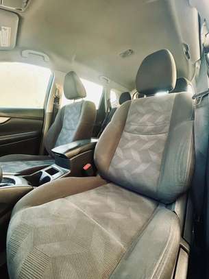 Nissan Rogue 2016 image 4