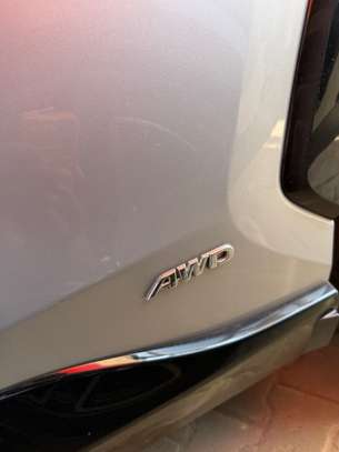Toyota Rav4 Hybrid image 11