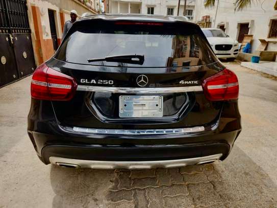 Mercedes GLA 250 2019 4MATIC image 5