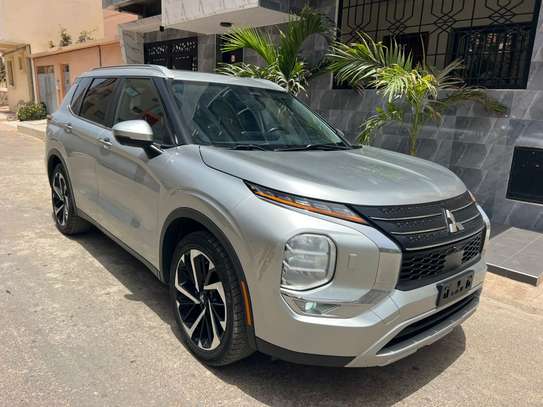 MITSUBISHI OUTLANDER image 14