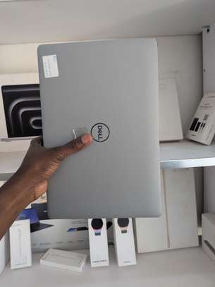 Dell Latitude 5420 ) i5 11e generation ) 16g de ram ) 256SSD image 2