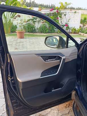 2019 RAV4 Limited AWD image 3