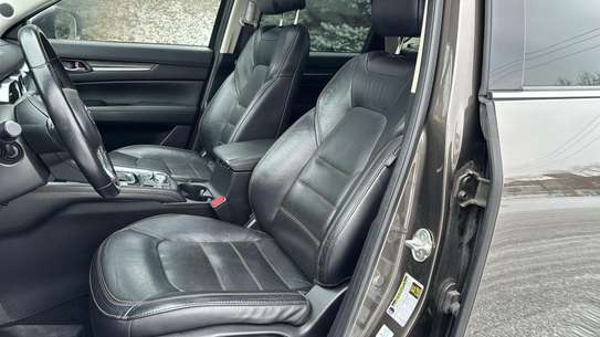 Mazda CX5 GT image 10