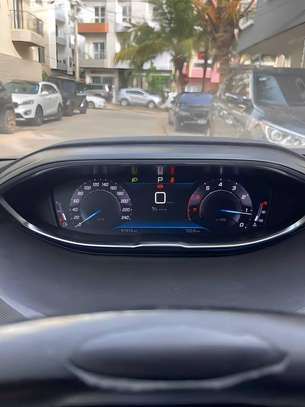 Peugeot 3008 2021 image 3