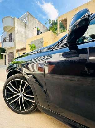 BMW X6 2021 image 7