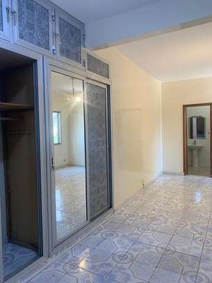 Appartement à louer Hann Mariste image 2