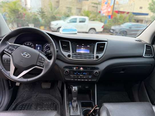 Hyundai Tucson image 6