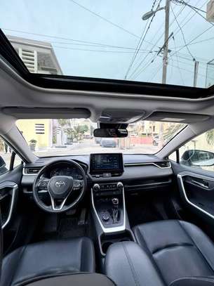 TOYOTA RAV4  ANNÉE 2021 image 3