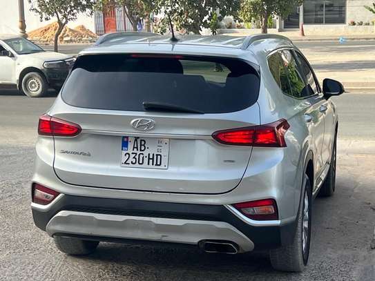 Hyundai santafe 2020 image 9
